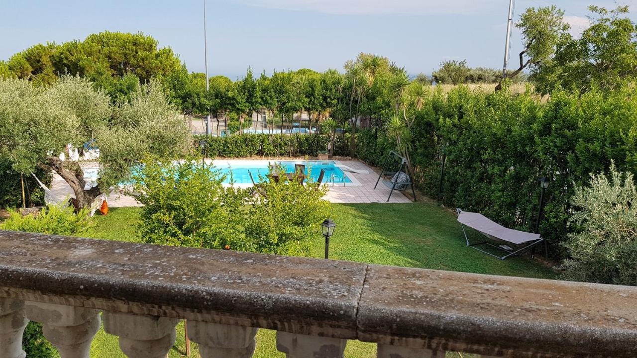 Sinilù B&B Silvi Paese Esterno foto